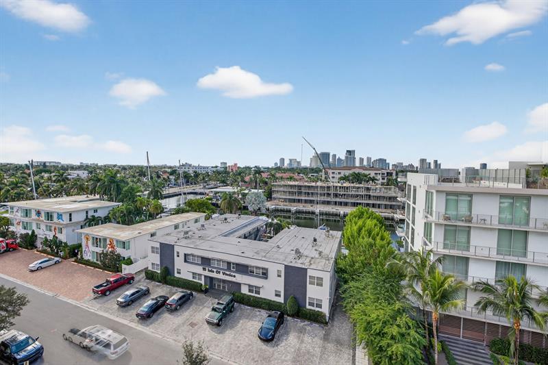 Image 88 of 100 For 30 Isle Of Venice Dr  403