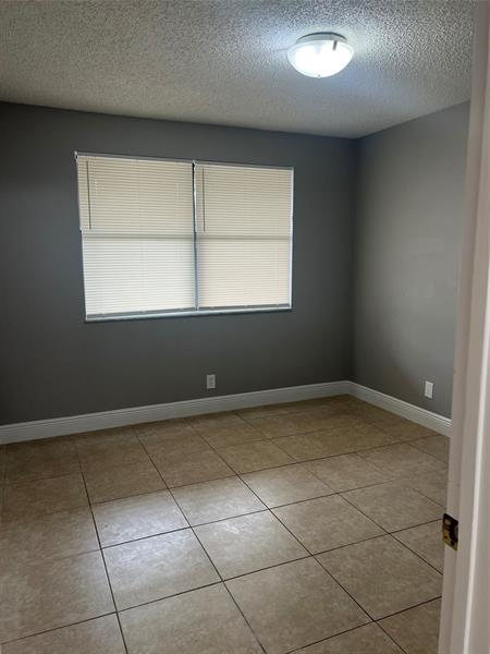 Image 5 of 24 For 179 3rd St  203