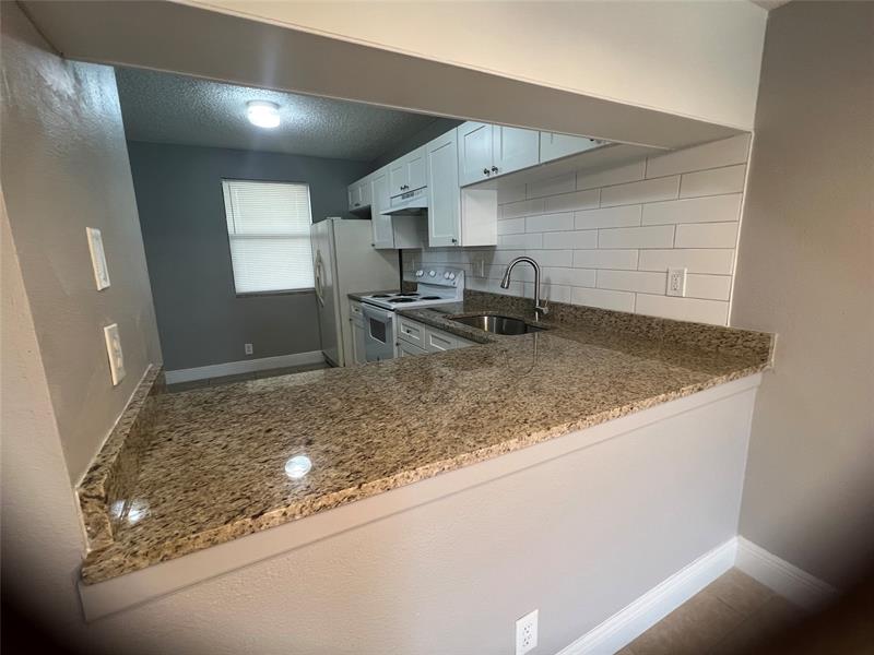 Image 6 of 24 For 179 3rd St  203