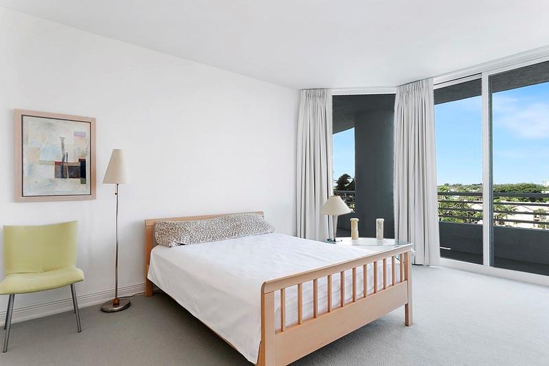 Image 11 of 72 For 1700 Ocean Blvd  6c