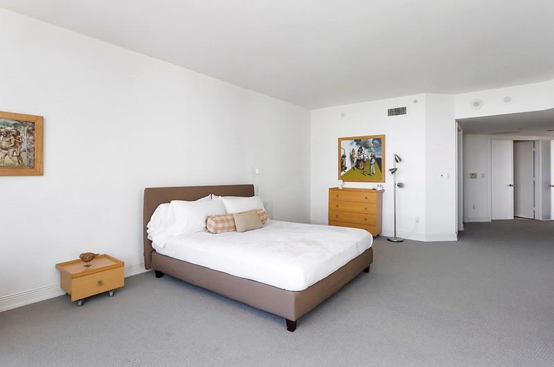 Image 25 of 72 For 1700 Ocean Blvd  6c