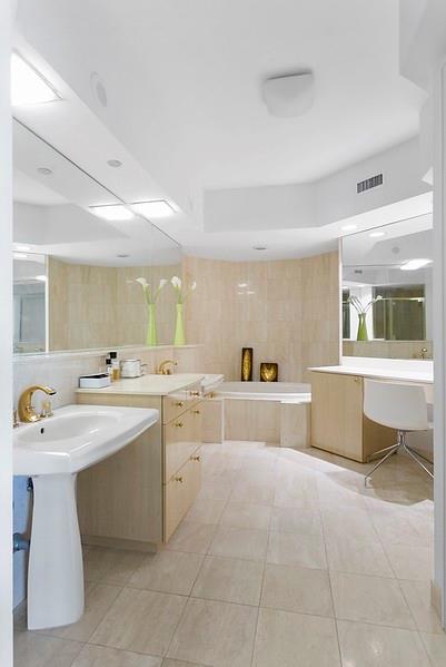 Image 28 of 72 For 1700 Ocean Blvd  6c