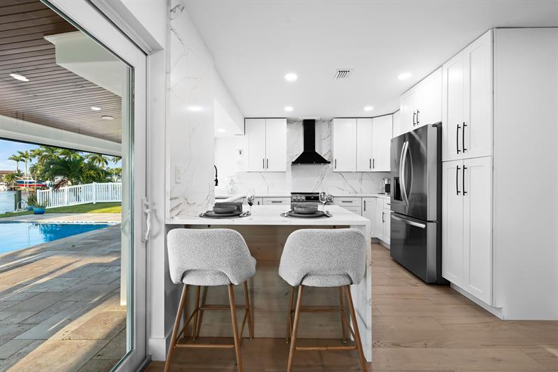 Image 13 of 57 For 751 7th Avenue