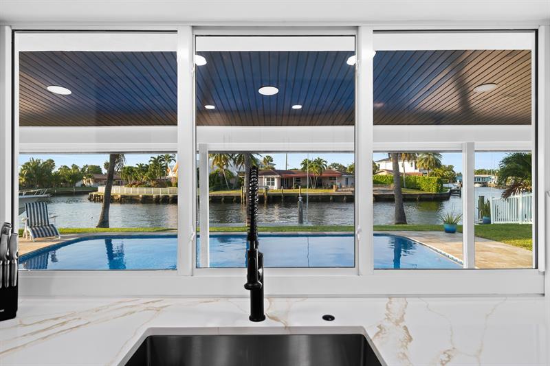 Image 16 of 57 For 751 7th Avenue