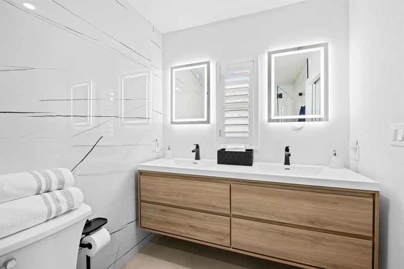 Image 19 of 57 For 751 7th Avenue