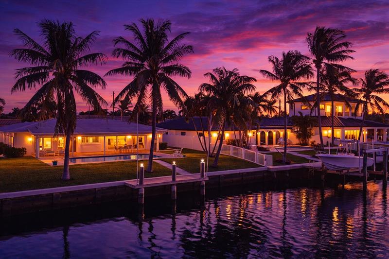 Image 2 of 57 For 751 7th Avenue