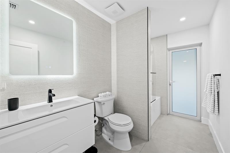 Image 23 of 57 For 751 7th Avenue