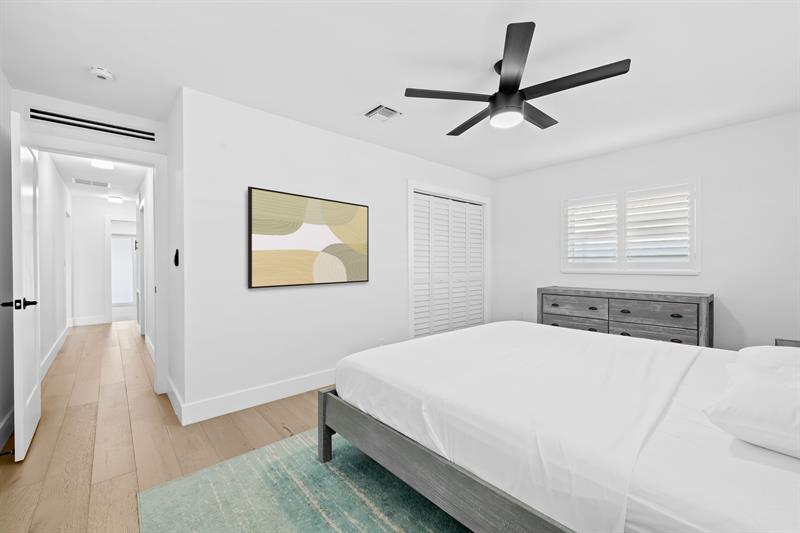 Image 28 of 57 For 751 7th Avenue