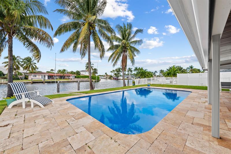 Image 42 of 57 For 751 7th Avenue