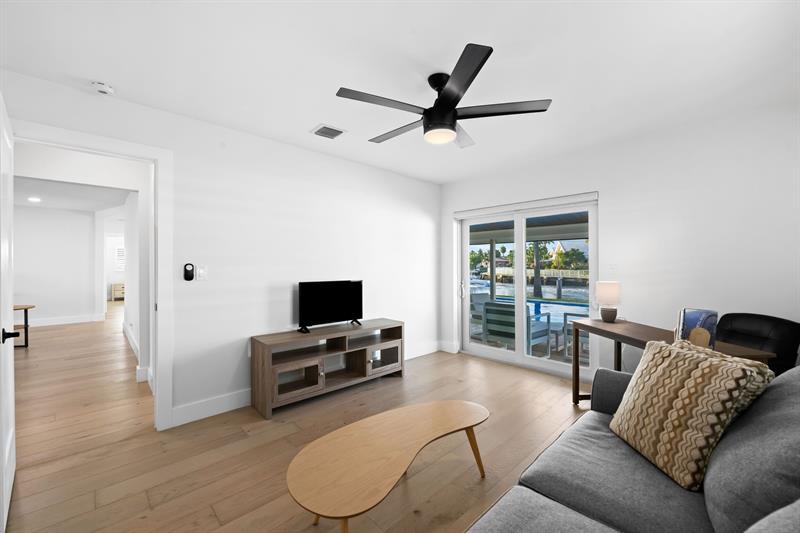 Image 56 of 57 For 751 7th Avenue