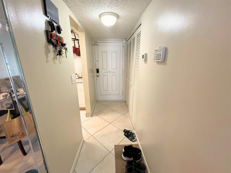 Image 5 of 26 For 4152 90th Ave  206