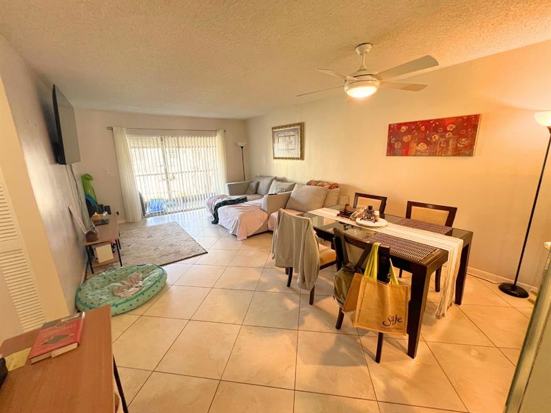 Image 6 of 26 For 4152 90th Ave  206