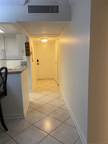 Image 7 of 14 For 3545 Ocean Blvd 107