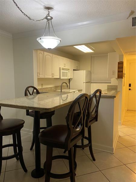 Image 8 of 14 For 3545 Ocean Blvd 107