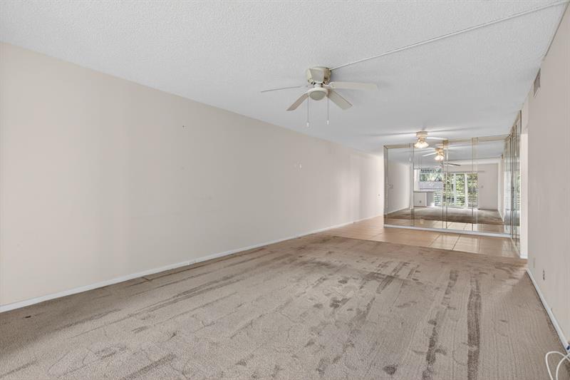 Image 14 of 63 For 2004 Granada Dr  C3