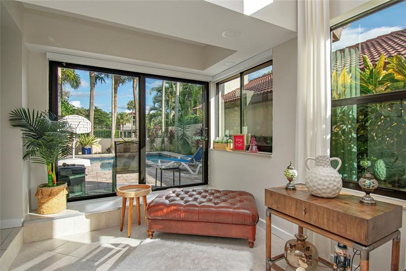 Image 16 of 55 For 21694 Town Place Dr