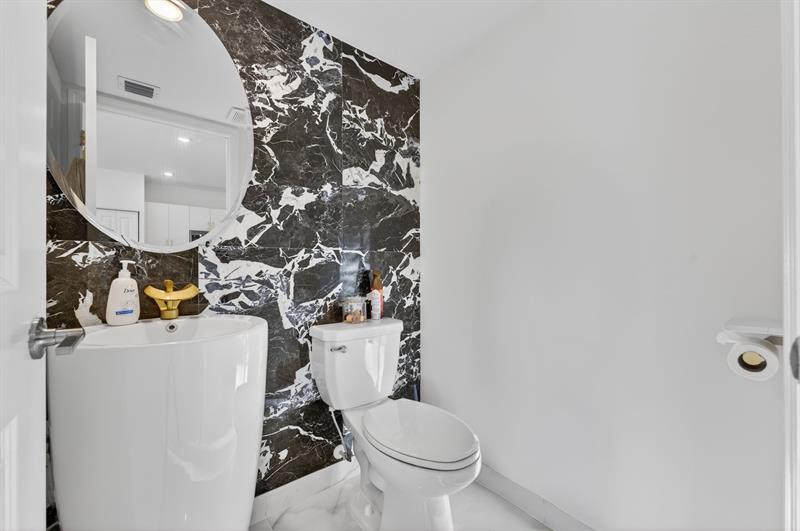 Image 16 of 59 For 4668 120th Way