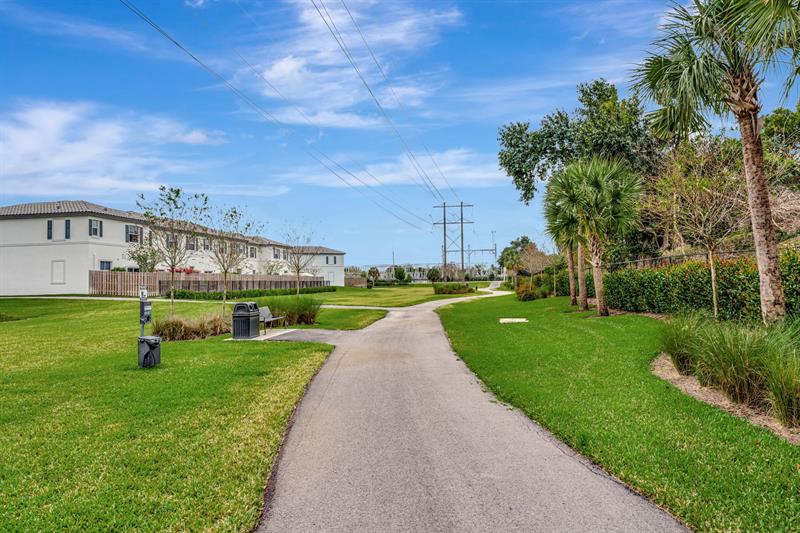 Image 46 of 59 For 4668 120th Way