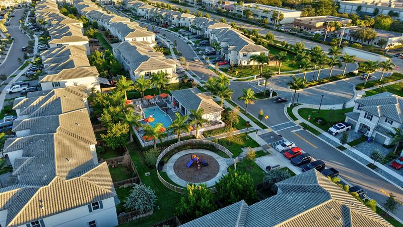 Image 57 of 59 For 4668 120th Way