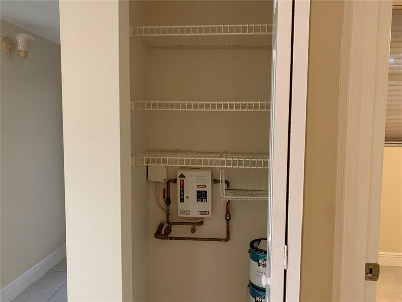 Image 19 of 27 For 9460 Poinciana Pl  203