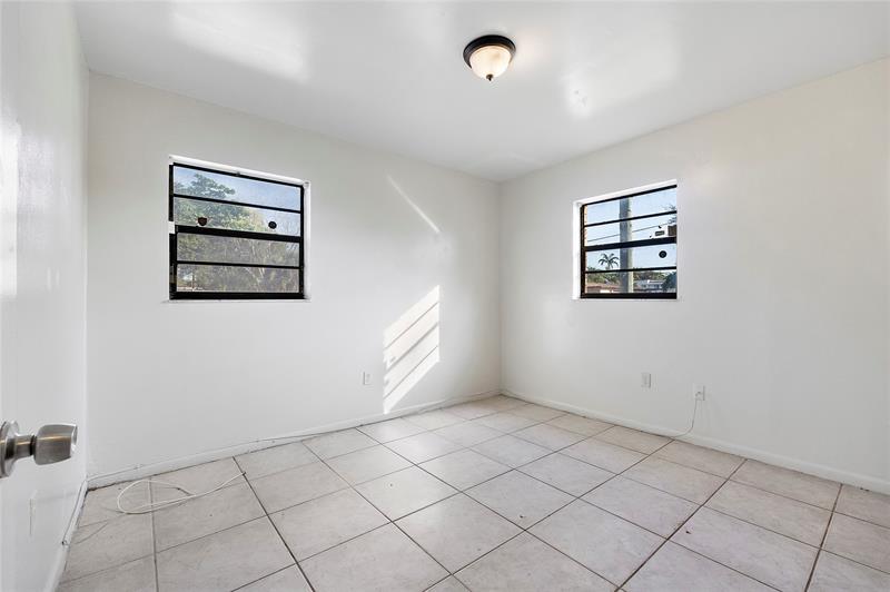 Image 10 of 11 For 747 14th Way