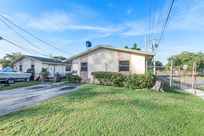 Image 2 of 11 For 747 14th Way