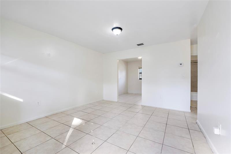 Image 5 of 11 For 747 14th Way