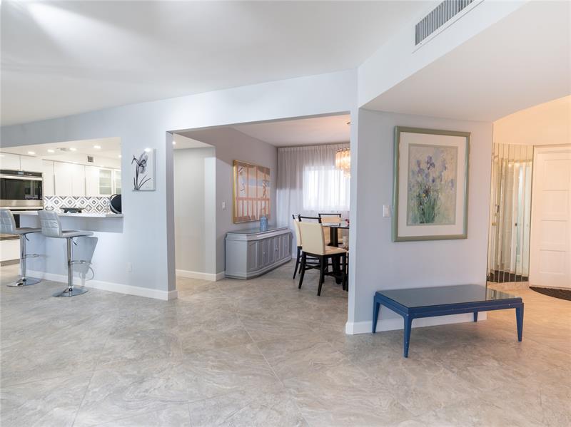 Image 16 of 41 For 2850 Palm Aire Dr  601