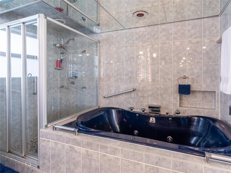 Image 24 of 41 For 2850 Palm Aire Dr  601