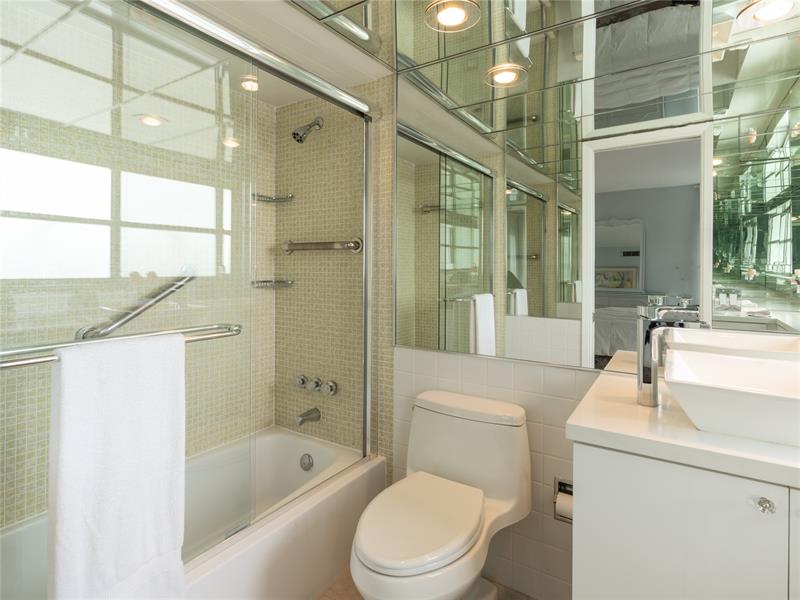 Image 30 of 41 For 2850 Palm Aire Dr  601