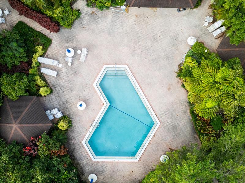 Image 38 of 41 For 2850 Palm Aire Dr  601