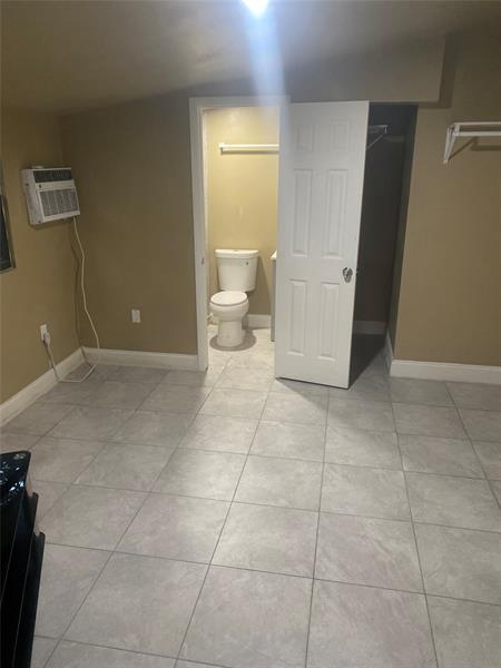 Image 7 of 8 For 5709 23rd St