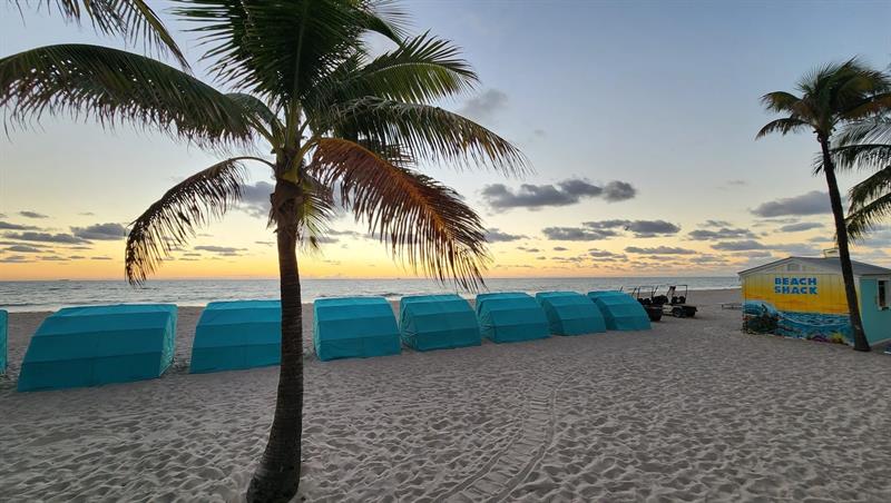 Image 32 of 35 For 1501 Ocean Dr  404