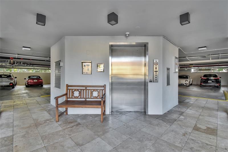 Image 11 of 32 For 4201 Ocean Dr 301