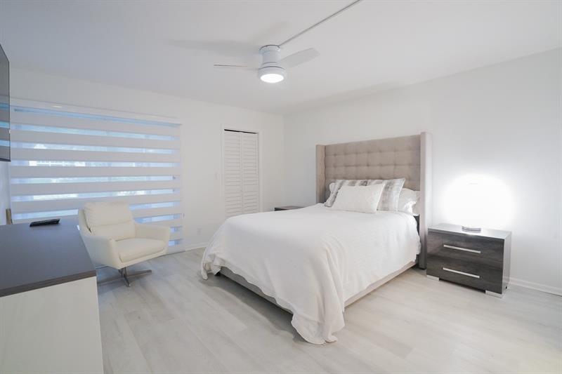 Image 19 of 71 For 3201 Portofino Pt  F1