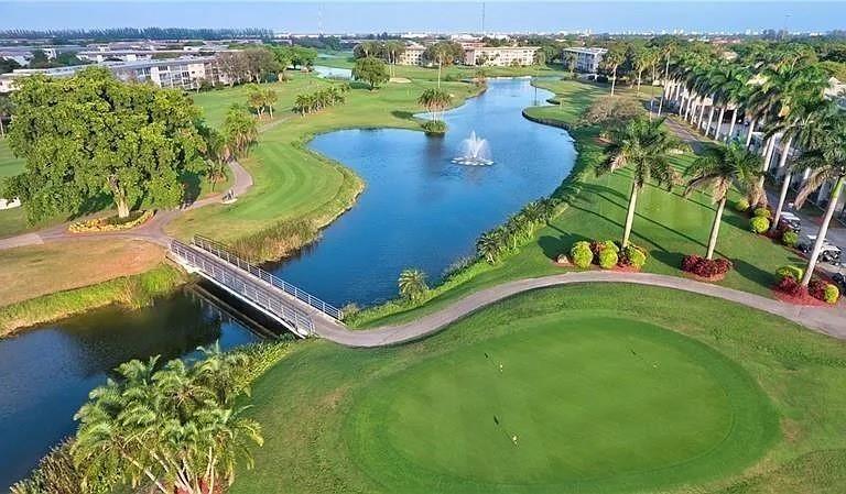 Image 43 of 71 For 3201 Portofino Pt  F1