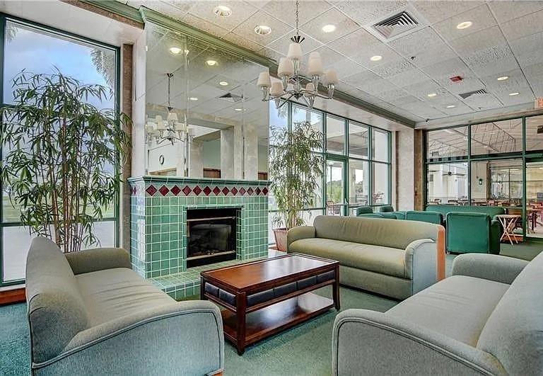 Image 58 of 71 For 3201 Portofino Pt  F1