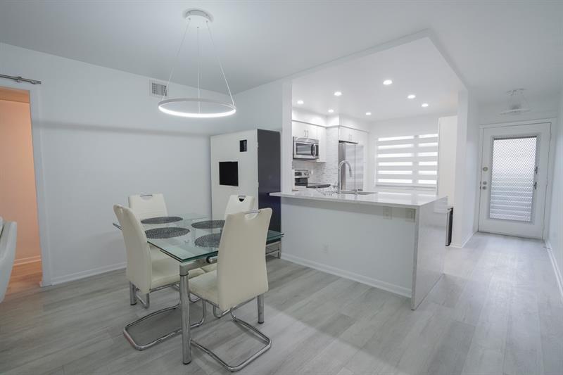 Image 7 of 71 For 3201 Portofino Pt  F1