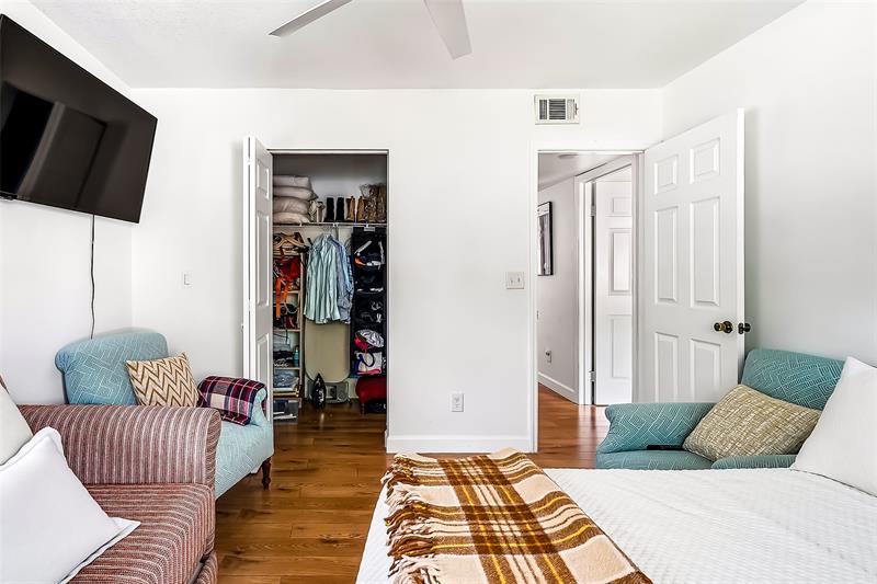 Image 19 of 30 For 787 91st Ter