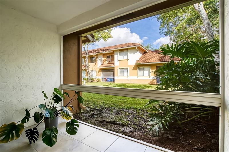 Image 23 of 30 For 787 91st Ter