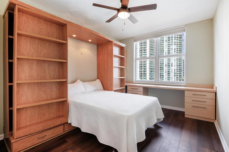 Image 24 of 53 For 511 5th Ave 1204