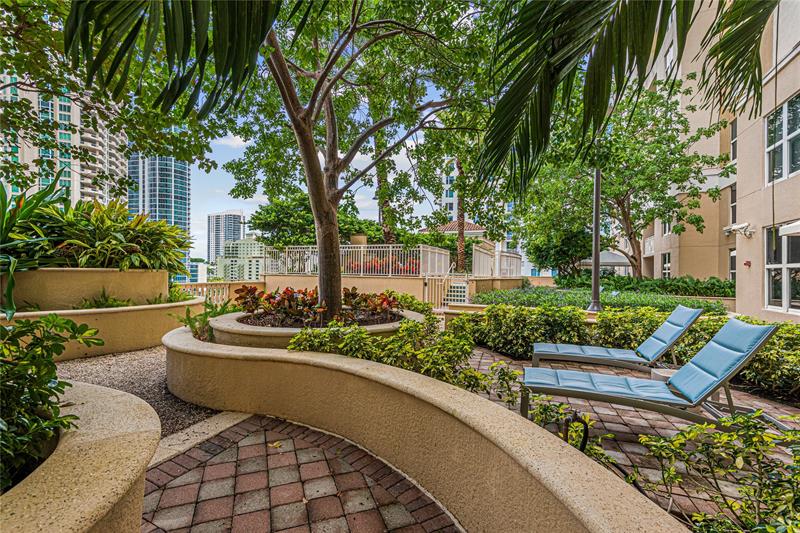 Image 39 of 53 For 511 5th Ave 1204