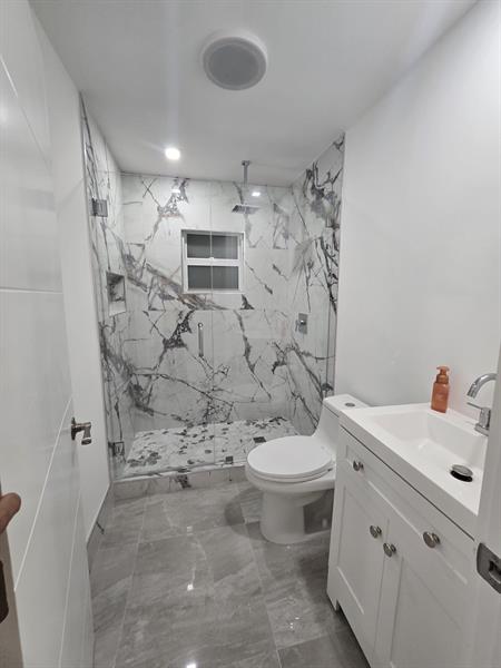 Image 10 of 14 For 2207 Taft Street