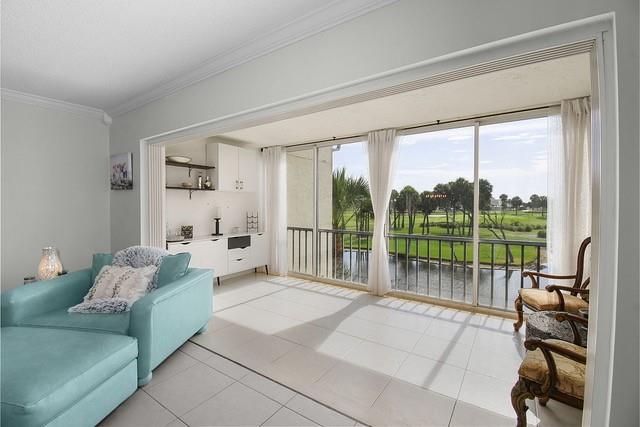 Image 16 of 26 For 5558 Gulfstream Way 5558