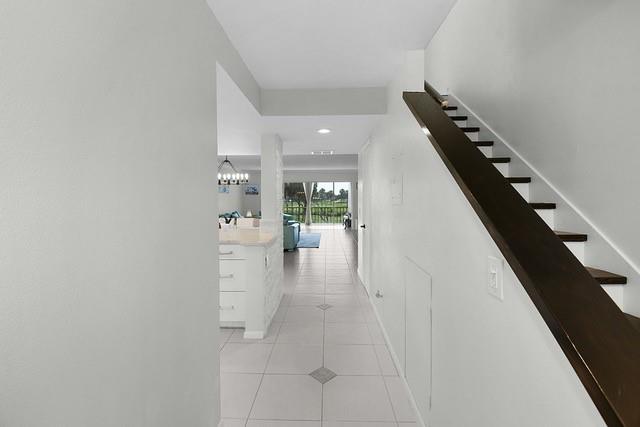 Image 9 of 26 For 5558 Gulfstream Way 5558