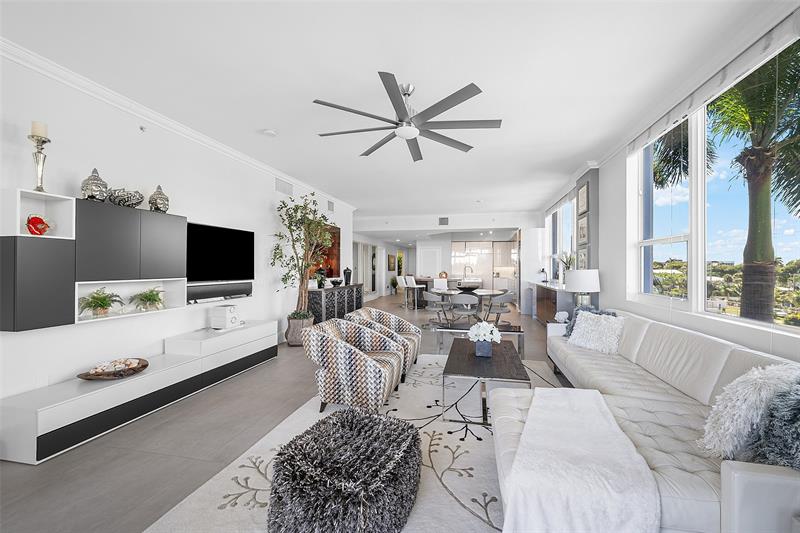 Image 21 of 63 For 701 21st Ave  301