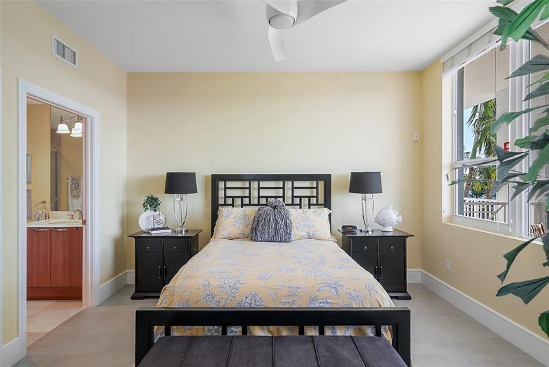 Image 32 of 63 For 701 21st Ave  301