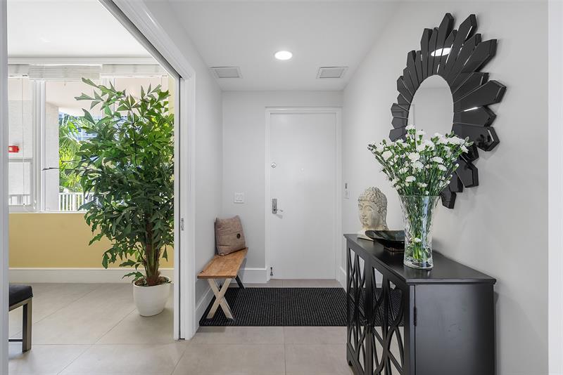 Image 7 of 63 For 701 21st Ave  301