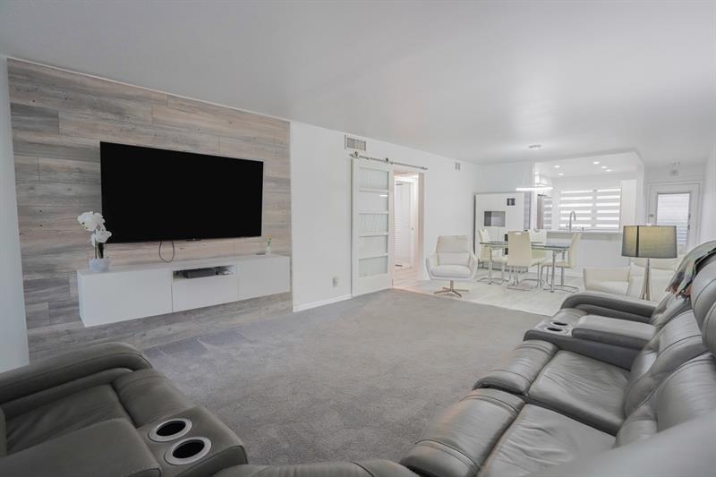 Image 11 of 71 For 3201 Portofino Pt  F1