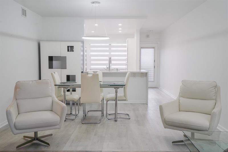 Image 12 of 71 For 3201 Portofino Pt  F1